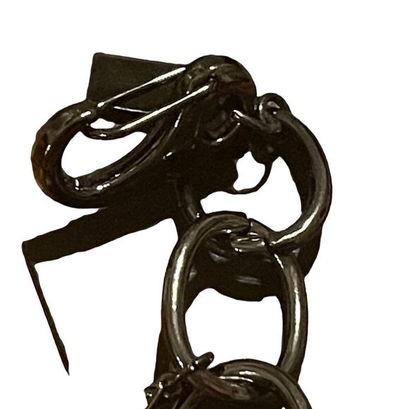 Steve Madden gun metal star design bracelet - Picture 6 of 7